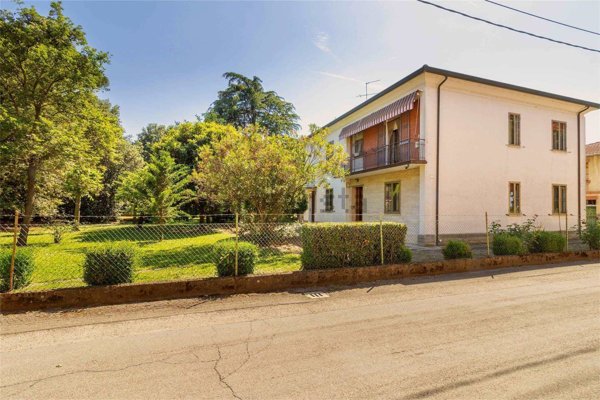 appartamento in vendita ad Imola in zona Sasso Morelli
