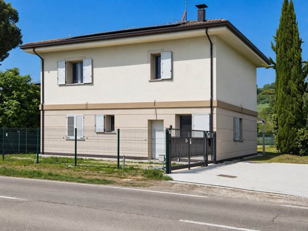 casa indipendente in vendita ad Imola in zona Pedagna