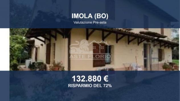 casa indipendente in vendita ad Imola in zona Spazzate Sassatelli