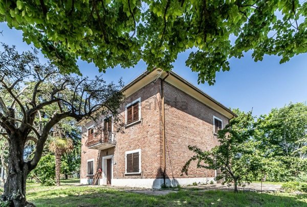 casa indipendente in vendita ad Imola