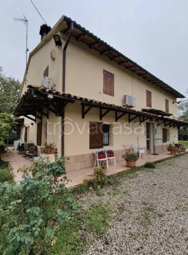 casa indipendente in vendita ad Imola