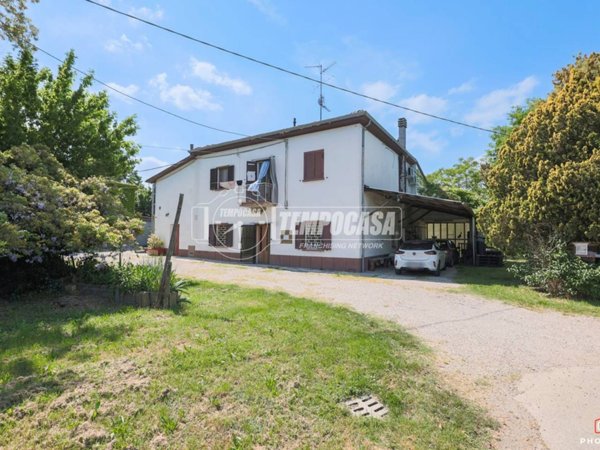 appartamento in vendita ad Imola in zona Càsola Canina