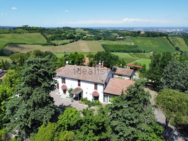 casa indipendente in vendita ad Imola