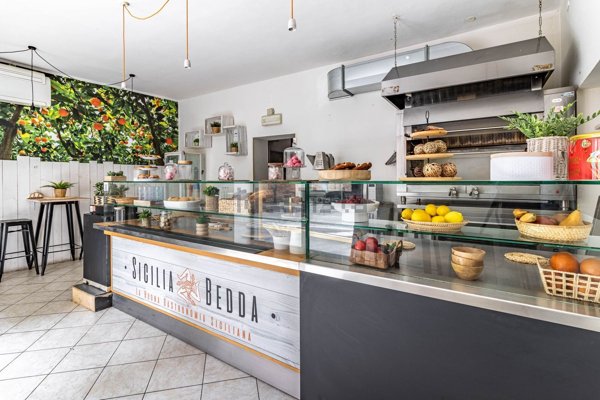 negozio in vendita ad Imola in zona Centro Storico