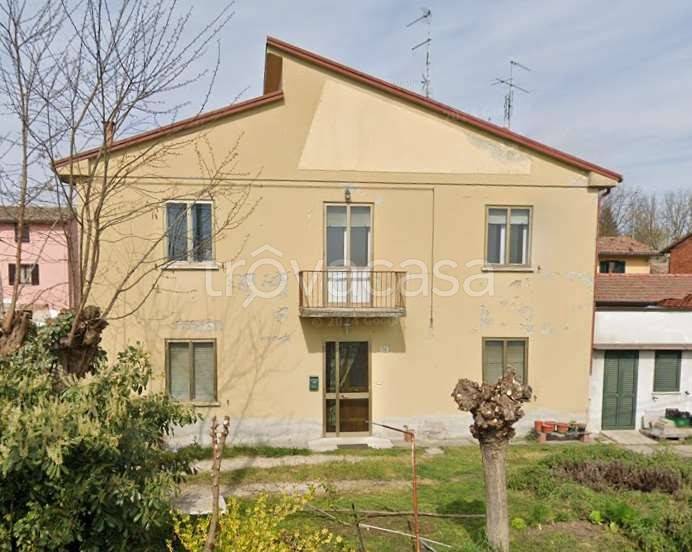 casa indipendente in vendita ad Imola