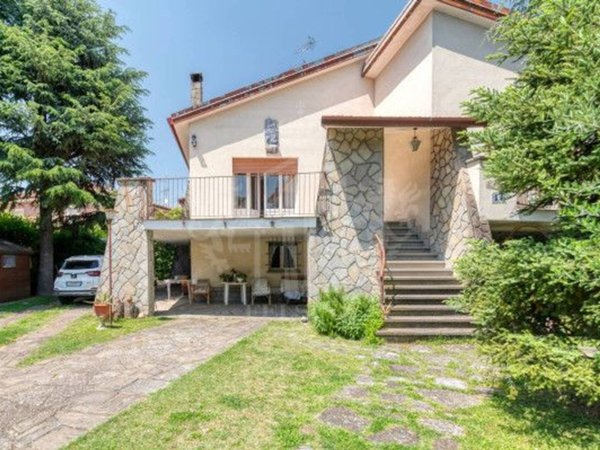 casa indipendente in vendita ad Imola in zona Centro Storico