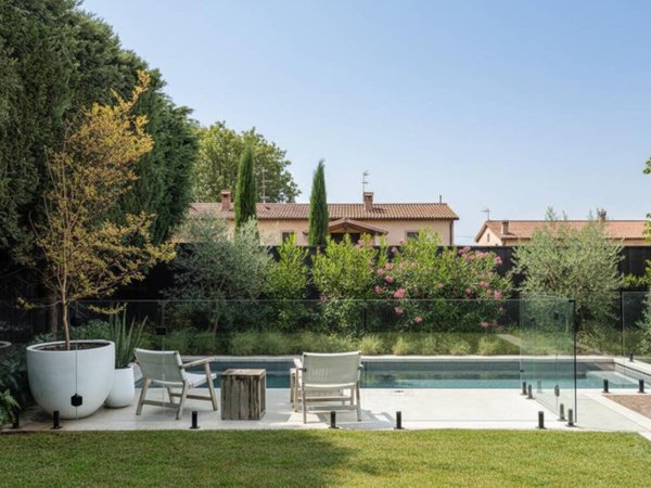 casa indipendente in vendita ad Imola in zona Centro Storico