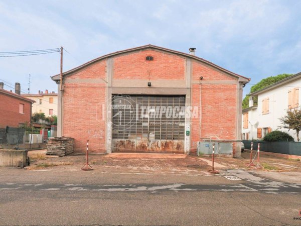 appartamento in vendita ad Imola in zona Pedagna