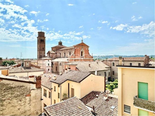 appartamento in vendita ad Imola in zona Centro Storico