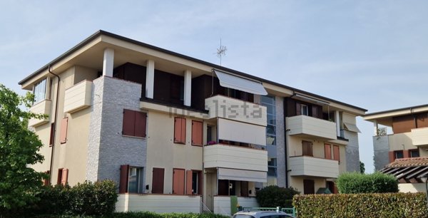 appartamento in vendita ad Imola in zona Area Industriale