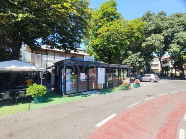 negozio in vendita ad Imola