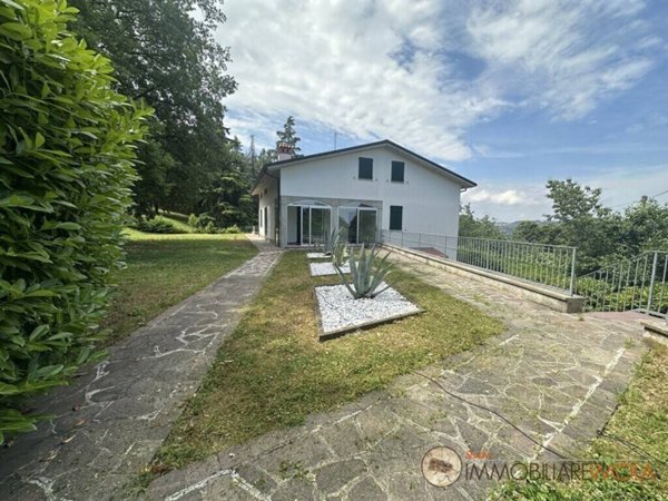 casa indipendente in vendita ad Imola