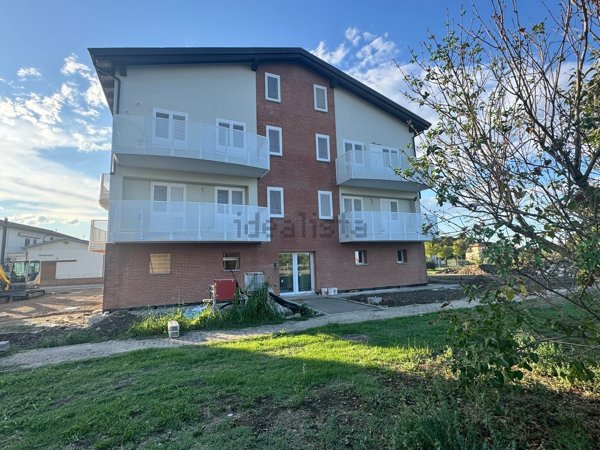 appartamento in vendita ad Imola in zona Sesto Imolese