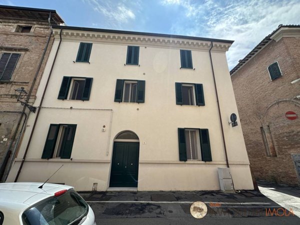 appartamento in vendita ad Imola in zona Centro Storico