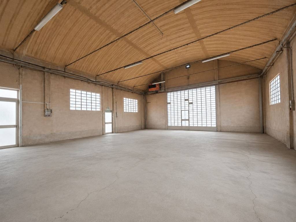 negozio in vendita ad Imola
