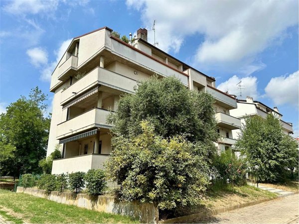 appartamento in vendita ad Imola in zona Pedagna
