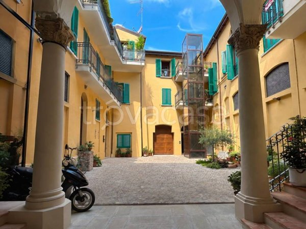 appartamento in vendita ad Imola in zona Centro Storico