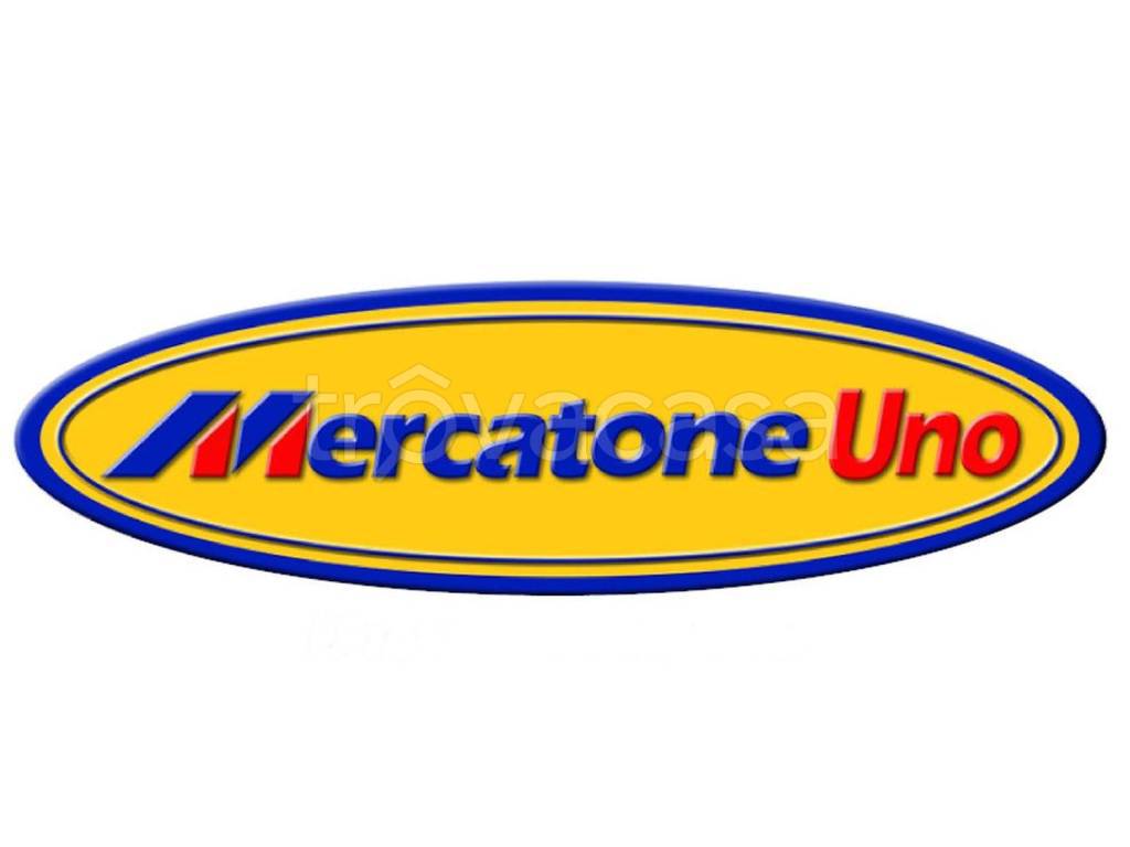 negozio in vendita ad Imola in zona Area Industriale
