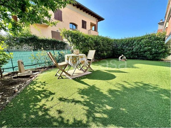casa indipendente in vendita ad Imola in zona Area Industriale