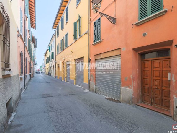 appartamento in vendita ad Imola in zona Area Industriale