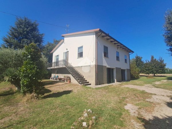 casa indipendente in vendita ad Imola