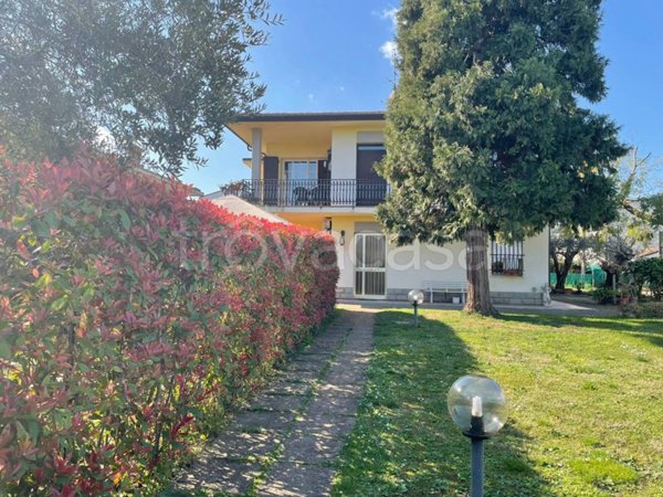 casa indipendente in vendita ad Imola in zona Selva