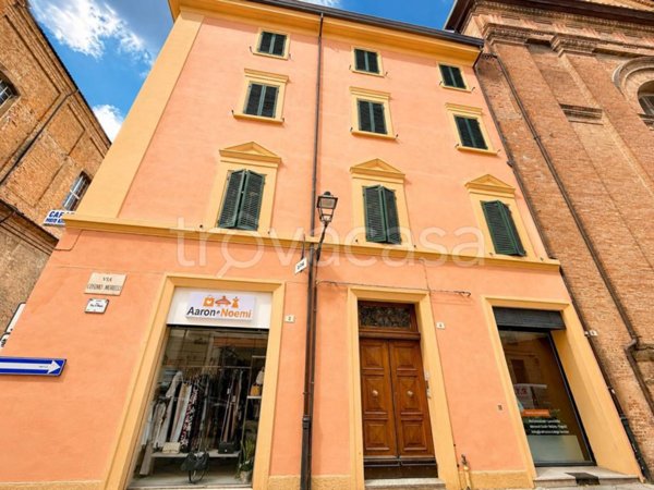 appartamento in vendita ad Imola in zona Centro Storico