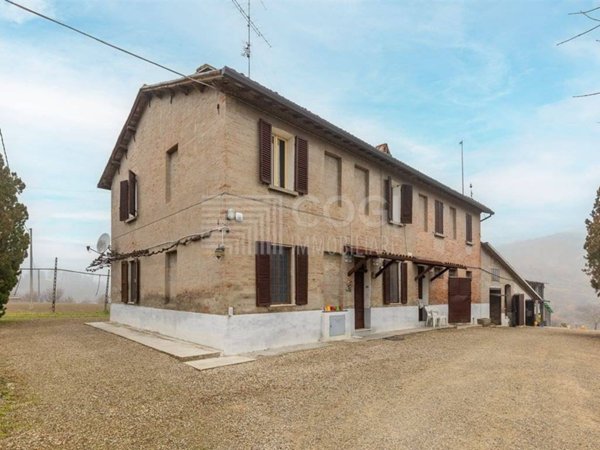 casa indipendente in vendita ad Imola
