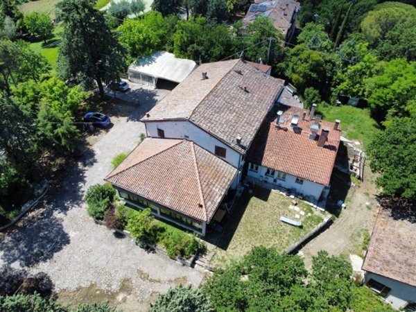 casa indipendente in vendita ad Imola in zona Ponticelli