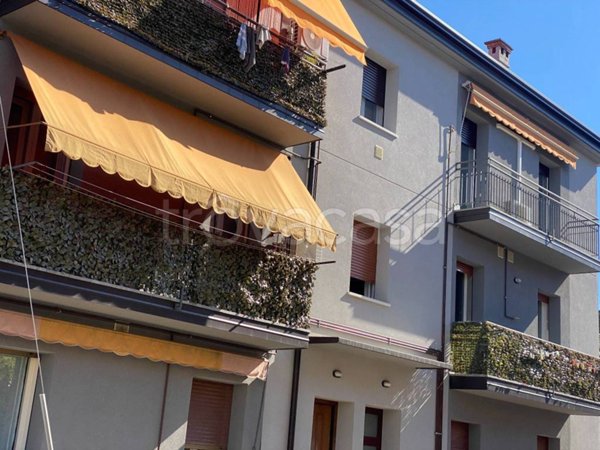 appartamento in vendita ad Imola in zona Pedagna