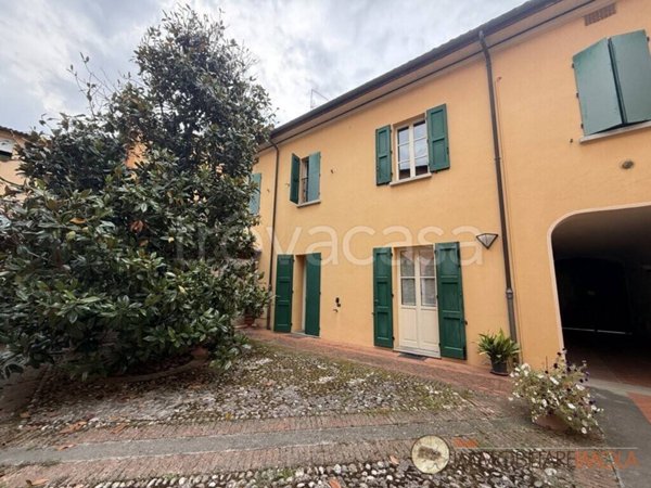 appartamento in vendita ad Imola in zona Centro Storico