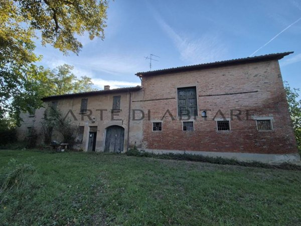 casa indipendente in vendita ad Imola
