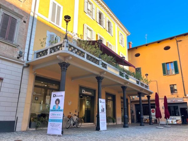 intera palazzina in vendita ad Imola in zona Centro Storico