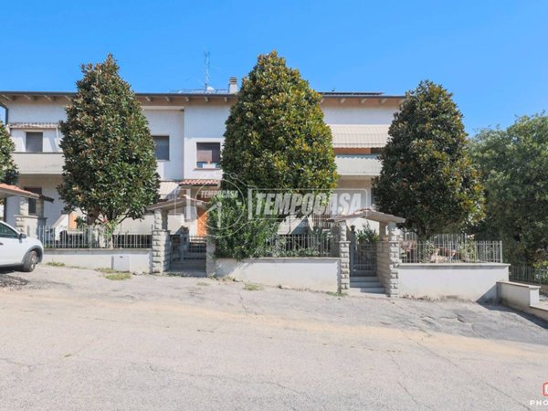 appartamento in vendita ad Imola in zona Ponticelli