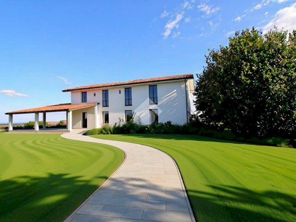 casa indipendente in vendita ad Imola