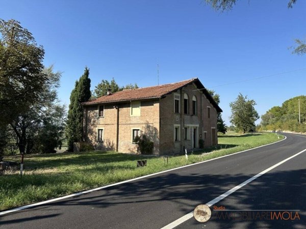 appartamento in vendita ad Imola in zona Ponticelli