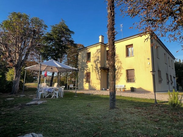 appartamento in vendita ad Imola in zona Pedagna