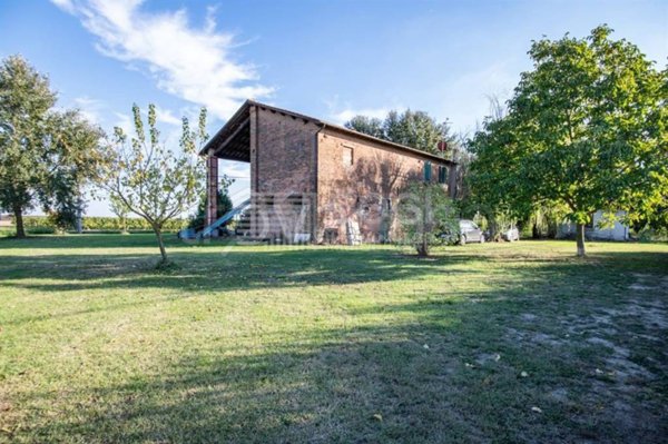 casa indipendente in vendita ad Imola