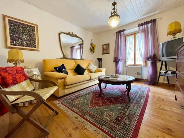 casa indipendente in vendita a Lizzano in Belvedere