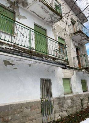 appartamento in vendita a Lizzano in Belvedere in zona Vidiciatico