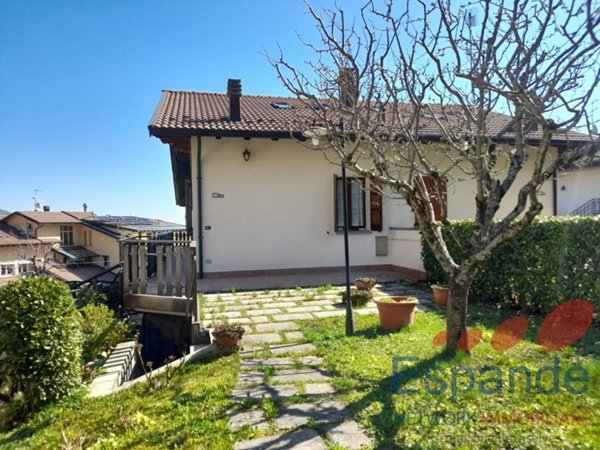 casa indipendente in vendita a Lizzano in Belvedere in zona Vidiciatico