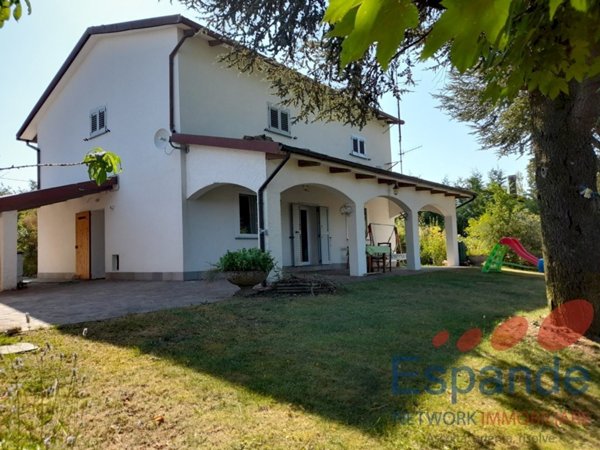 casa indipendente in vendita a Lizzano in Belvedere
