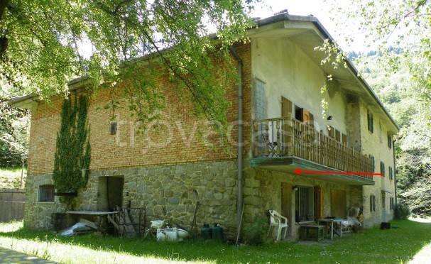 casa indipendente in vendita a Lizzano in Belvedere in zona Vidiciatico