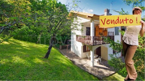 appartamento in vendita a Lizzano in Belvedere in zona Vidiciatico