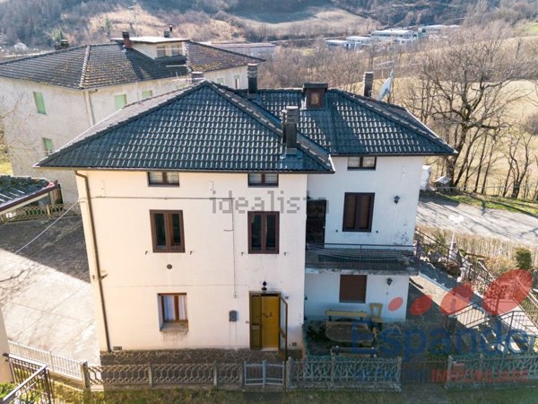 casa indipendente in vendita a Lizzano in Belvedere