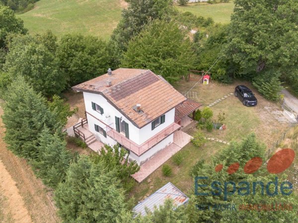 casa indipendente in vendita a Lizzano in Belvedere in zona Querciola