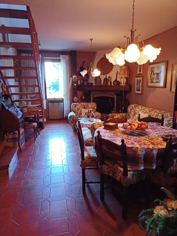 appartamento in vendita a Lizzano in Belvedere