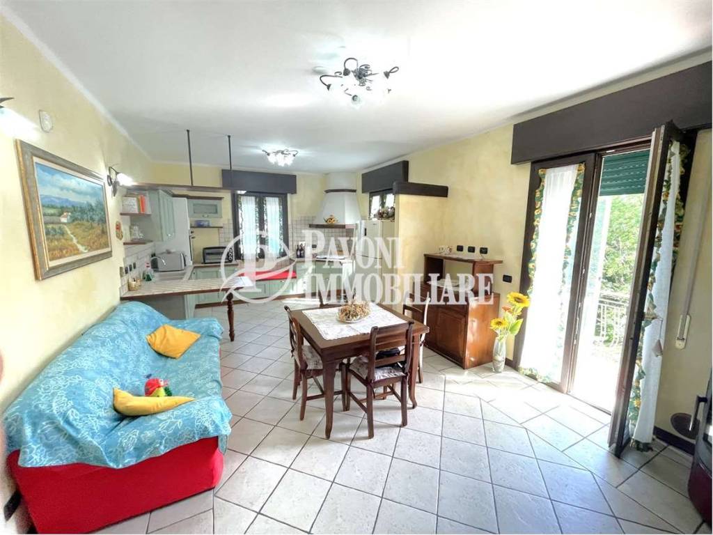 appartamento in vendita a Lizzano in Belvedere