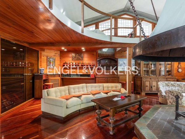 casa indipendente in vendita a Lizzano in Belvedere