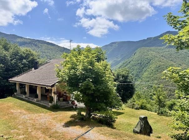 casa indipendente in vendita a Lizzano in Belvedere in zona Vidiciatico